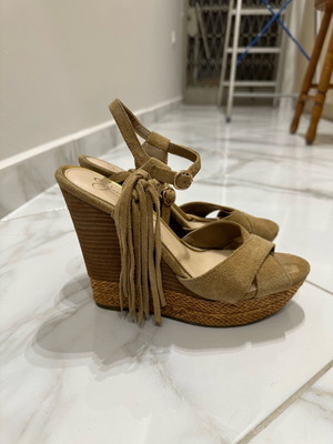 Πλατφόρμες σουέντ μπεζ Jessica Simpson, Νο 37, αφόρετες χωρίς συσκευασία