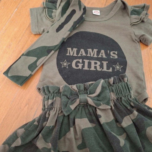 Baby set khaki 6–9 months like new