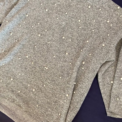 Zara blouse with pearls used, gray, size M