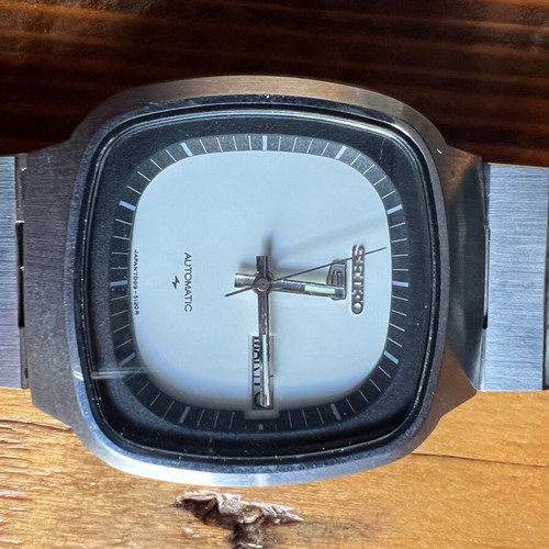 Seiko Automatic vintage watch used, 7009 movement, gray