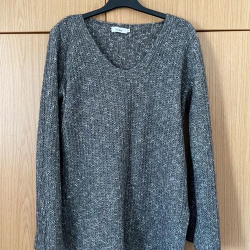 ToiMoi pullover like new, gray with white spots, size M
