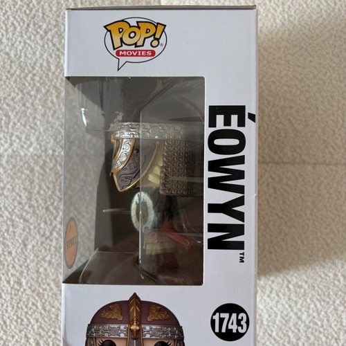 Funko Pop #1743 Eowyn Chase Limited Edition Lord of the Rings new