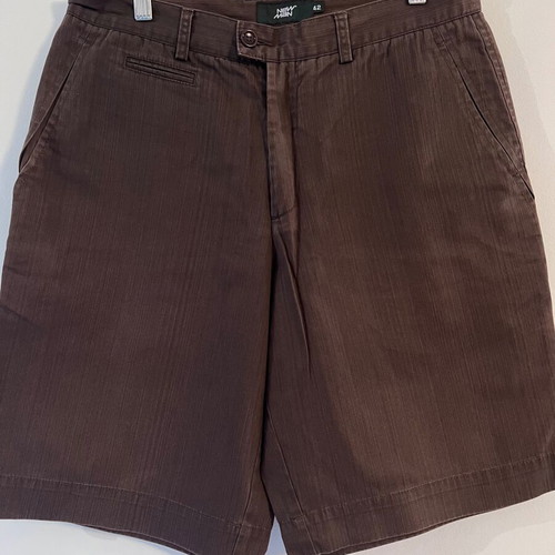 New Man bermuda shorts like new, brown, size L