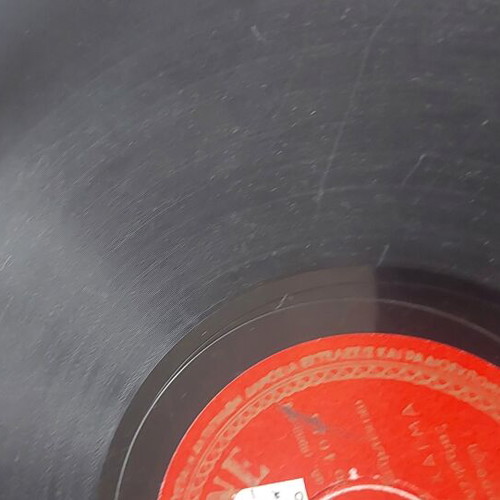 Columbia 78 RPM Record used, Trio Kitara & N. Gounaris (1950)