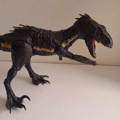 Jurassic World Attack Indoraptor action figure with sound and lights