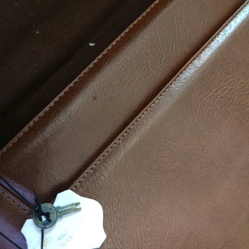 Leather briefcase new, brown tan