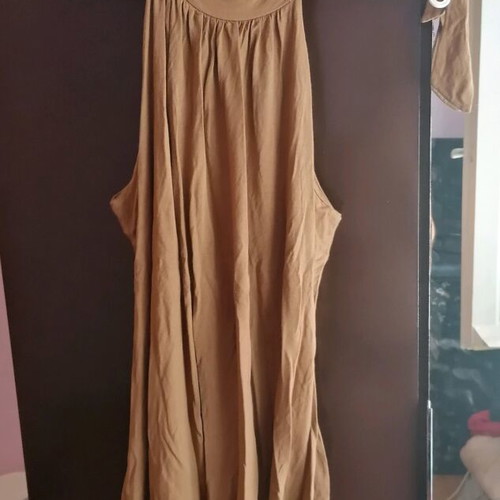 Hyper short dress brown like new, size L
