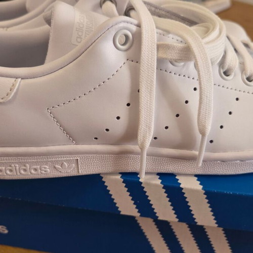 Adidas Stan Smith unisex white sneakers size 39-39.5