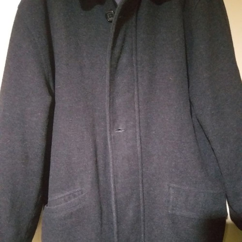 Men's wool coat used, size Large, gray
