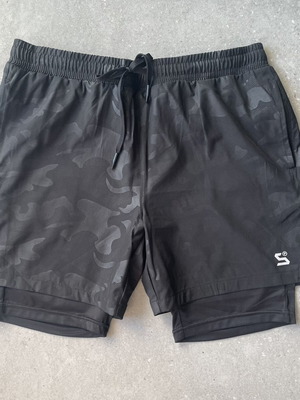 Sinsay men's gym shorts double layer size M new black