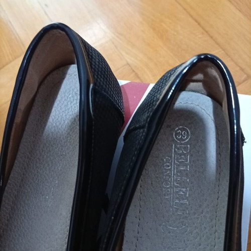 Loafers slip-on shoes size 39 like new black