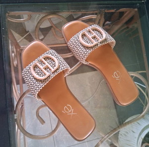 exe beige black raffia flat sandals size 40