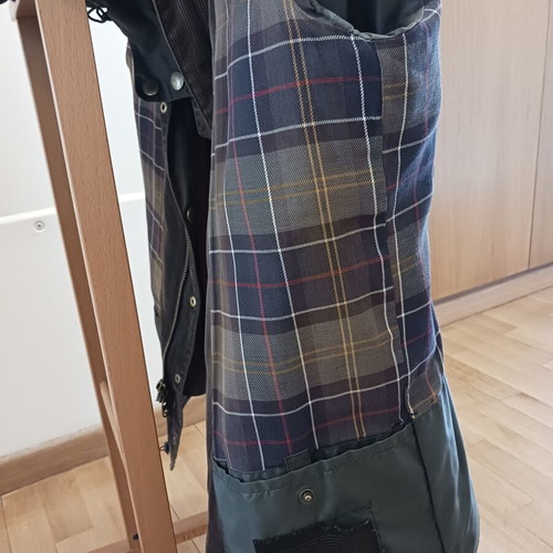 Barbour jacket used, large size, green with removable hood and waist belt