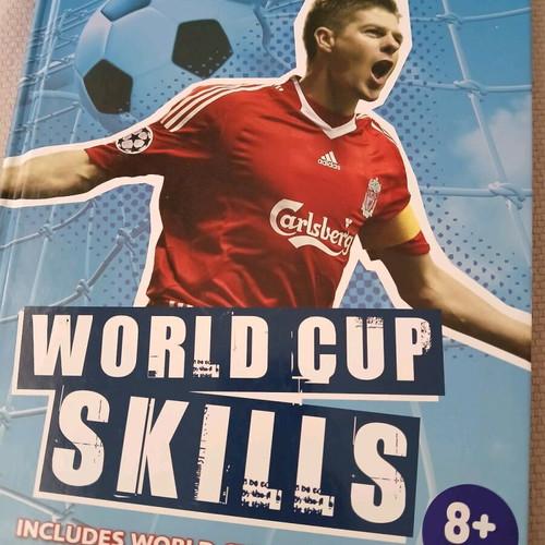 World Cup Skills book like new, football, English