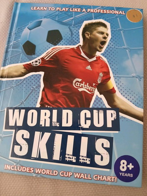 World Cup Skills book like new, football, English