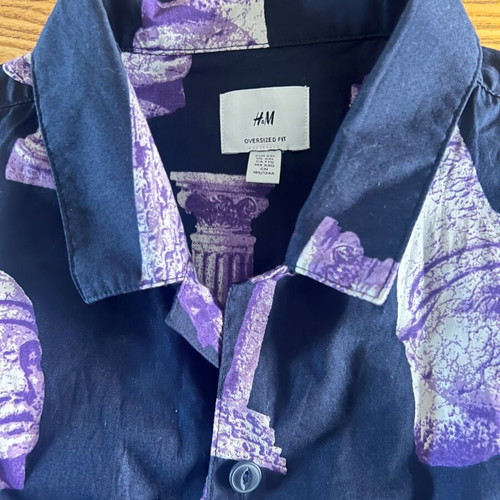 H&M Shirt XXL with perfect print like new, blue and purple