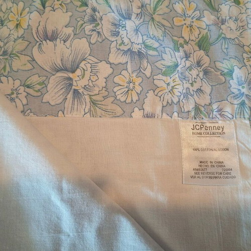 Floral cover for children's quilt, pack of 2