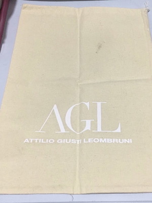 AGL pouch