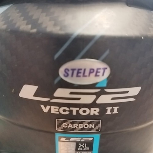 LS2 Vector II Carbon Motorcycle Helmet XL 61-62 Like New
