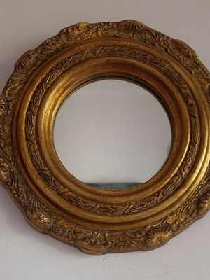 Mirror in frame, 27 cm diameter
