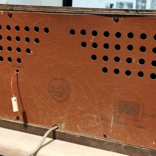 RCA Victor 5021 Sental Ranger AM radio used, made in Greece 1940