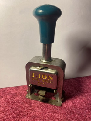Lion stamp in excellent condition