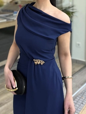 Blue dress