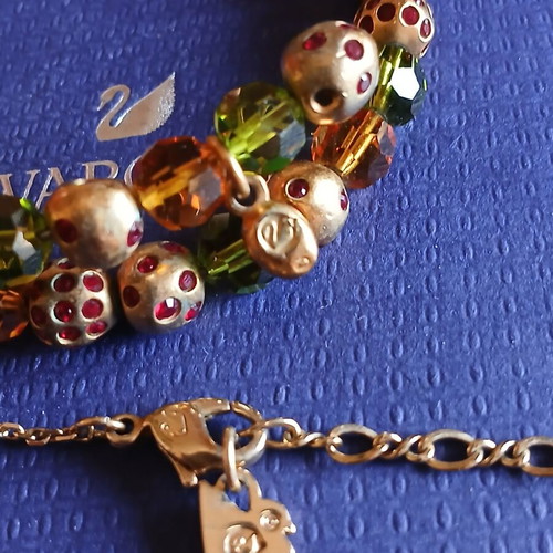 Swarovski necklace and bracelet set like new, gold color