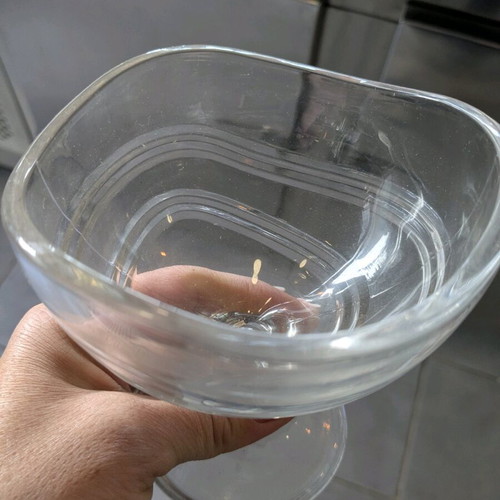 Glass ice cream bowls like new, set of 2