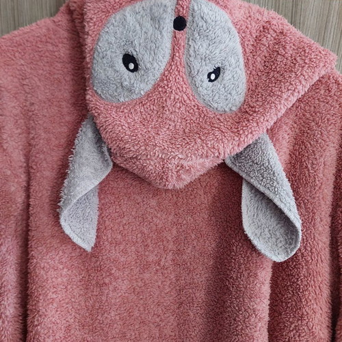 Fawn bathrobe used, pink fleece with belt and hood, size L