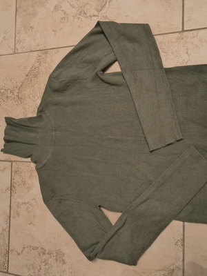 Turtleneck Pink Woman green like new, size M