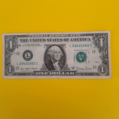 One dollar United States of America 1977 used, good condition