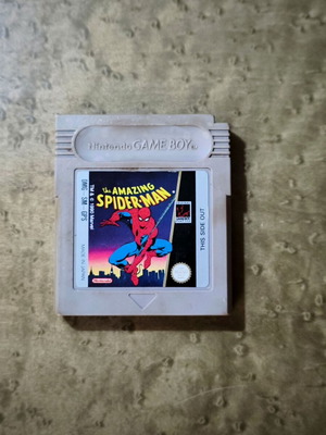 The Amazing Spider-Man Game Boy cartridge used, adventure
