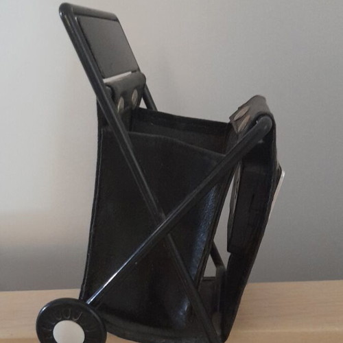 Digital desk clock with pencil holder new