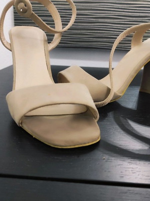 Women's nude sandals size 37 with thick 10cm heel
