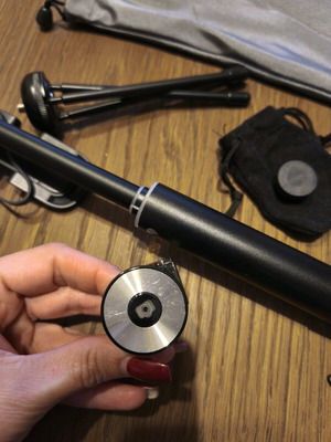 Selfie stick σαν καινούργιο με δύο φακούς, τρίποδη βάση και Bluetooth βραχιόλι