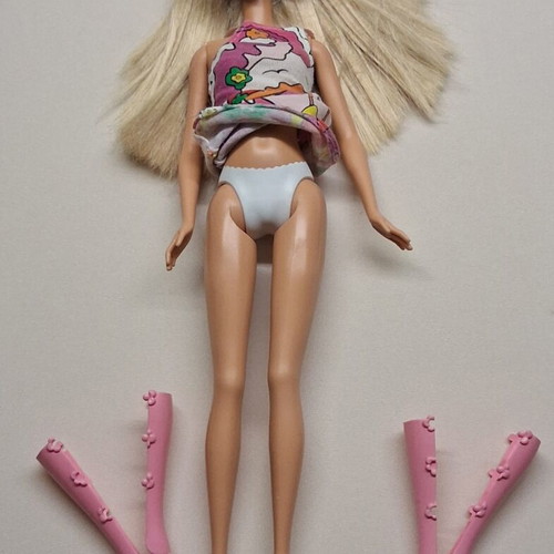 Sunshine Day Barbie from Barbie Boutique series, 2001 Mattel doll