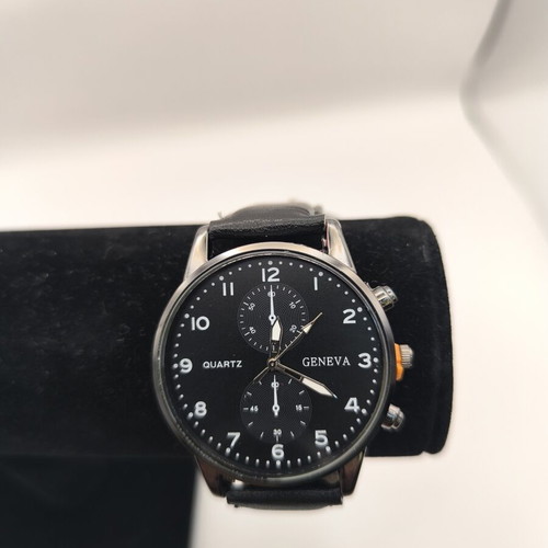Men's watch Geneva quartz new