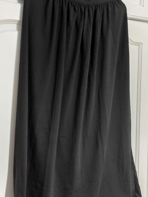 Long black skirt new, size M with elastic waist