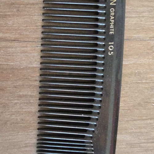 Professional comb Klein Graphite new