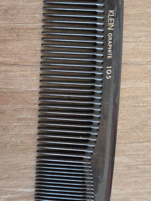 Professional comb Klein Graphite new