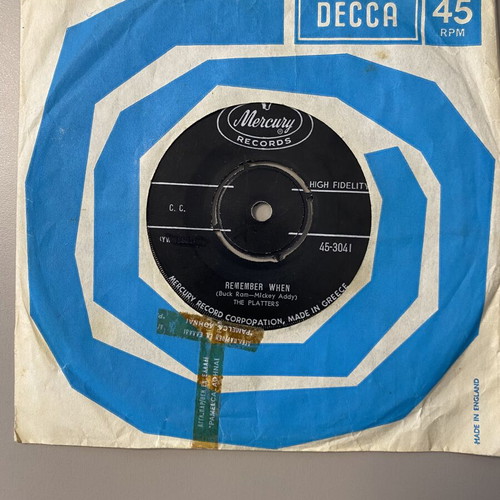 The Platters 45 RPM record used, 70s pop