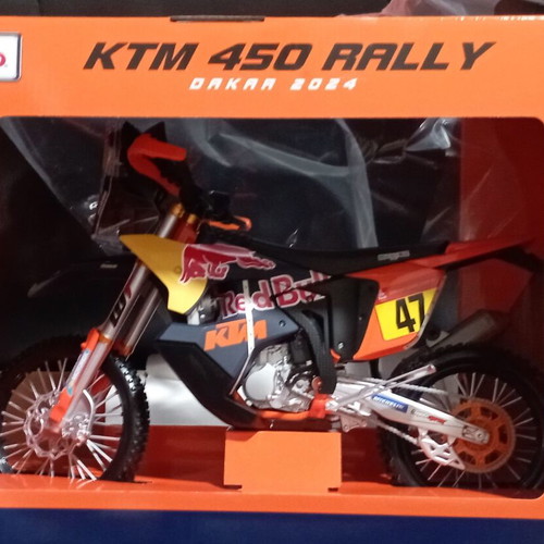 Maisto Red Bull KTM 450 Rally Dakar model new