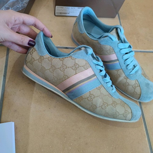 Gucci sneakers like new, size 40.5, pink and turquoise