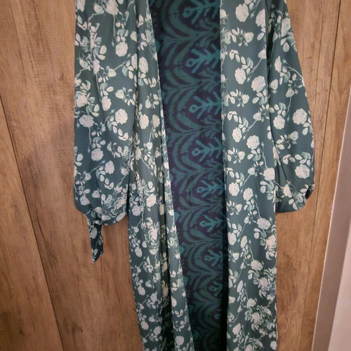 Karavan dress like new, size M with belt