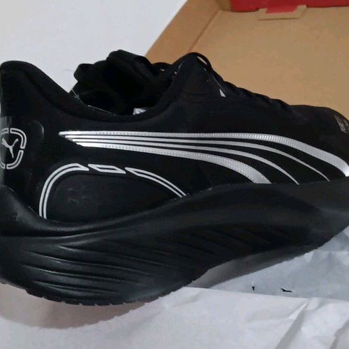 Puma sport shoes size 43 waterproof, new