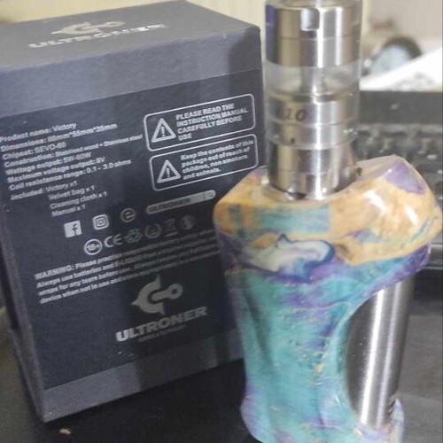 Ultroner Victory 60W VV VW Box Mod new, stabwood and stainless steel