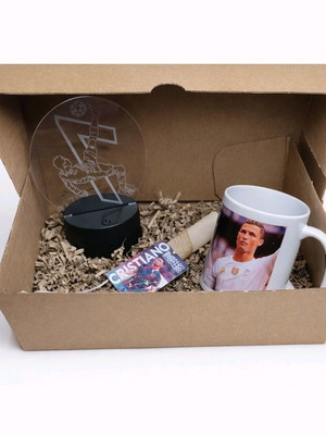 Ronaldo candle set with LED light and mug new