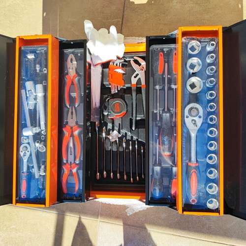 Tool set 168 pieces in folding case new