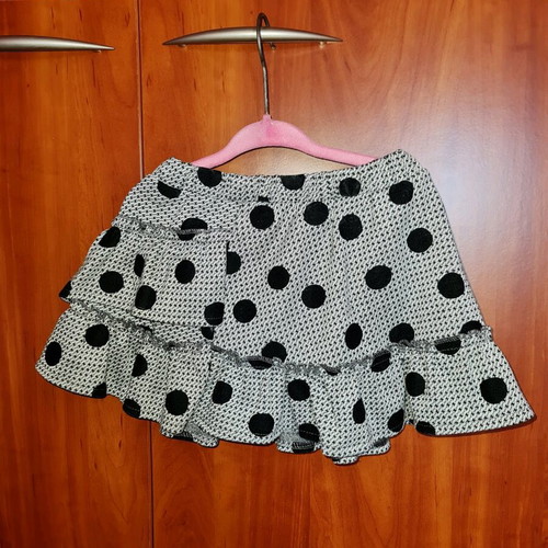 Hema polka dot winter skirt for 2 years old like new, black and grey